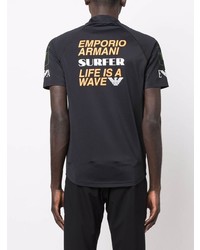 schwarzes und weißes bedrucktes T-Shirt mit einem Rundhalsausschnitt von Emporio Armani