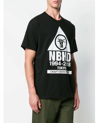 schwarzes und weißes bedrucktes T-Shirt mit einem Rundhalsausschnitt von Neighborhood