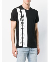 schwarzes und weißes bedrucktes T-Shirt mit einem Rundhalsausschnitt von Versace Jeans