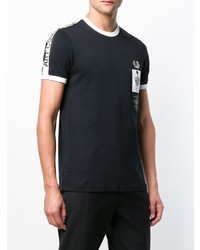 schwarzes und weißes bedrucktes T-Shirt mit einem Rundhalsausschnitt von Fred Perry X Art Comes First