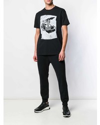 schwarzes und weißes bedrucktes T-Shirt mit einem Rundhalsausschnitt von Vivienne Westwood Anglomania