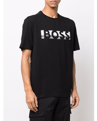 schwarzes und weißes bedrucktes T-Shirt mit einem Rundhalsausschnitt von BOSS