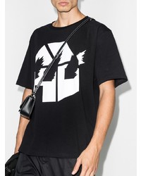 schwarzes und weißes bedrucktes T-Shirt mit einem Rundhalsausschnitt von JW Anderson