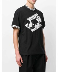 schwarzes und weißes bedrucktes T-Shirt mit einem Rundhalsausschnitt von Damir Doma