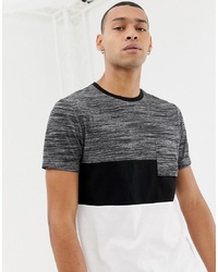 schwarzes und weißes T-Shirt mit einem Rundhalsausschnitt von ASOS DESIGN