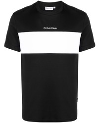 schwarzes und weißes T-Shirt mit einem Rundhalsausschnitt von Calvin Klein
