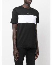schwarzes und weißes T-Shirt mit einem Rundhalsausschnitt von Calvin Klein