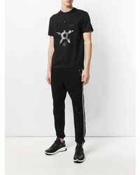 schwarzes verziertes T-Shirt mit einem Rundhalsausschnitt von Les Hommes