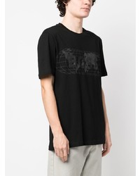 schwarzes verziertes T-Shirt mit einem Rundhalsausschnitt von BOSS