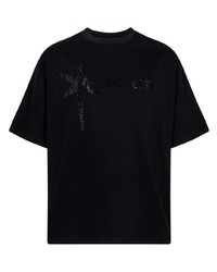 schwarzes verziertes T-Shirt mit einem Rundhalsausschnitt von Unknown UK