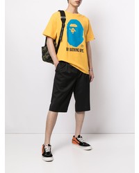 senf bedrucktes T-Shirt mit einem Rundhalsausschnitt von A Bathing Ape