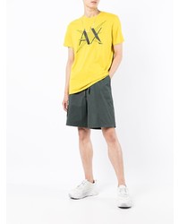 senf bedrucktes T-Shirt mit einem Rundhalsausschnitt von Armani Exchange