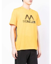 senf bedrucktes T-Shirt mit einem Rundhalsausschnitt von Moncler