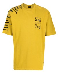 senf bedrucktes T-Shirt mit einem Rundhalsausschnitt von Mauna Kea