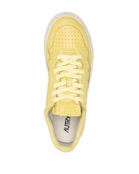 senf Leder niedrige Sneakers von AUTRY