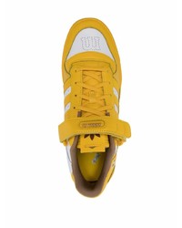 senf Leder niedrige Sneakers von adidas