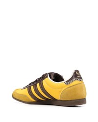 senf Leder niedrige Sneakers von adidas