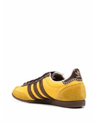 senf Leder niedrige Sneakers von adidas