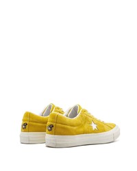 senf Wildleder niedrige Sneakers von Converse