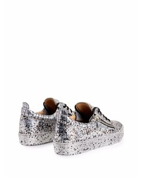 silberne bedruckte Leder niedrige Sneakers von Giuseppe Zanotti