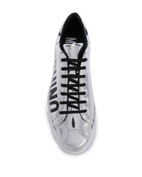 silberne bedruckte Leder niedrige Sneakers von Moschino