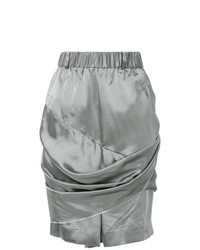 silberne Bermuda-Shorts