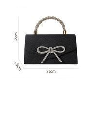 silberne Clutch von FOUORTUNATE-BEE