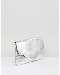 silberne Clutch von Asos