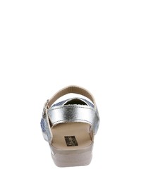 silberne flache Sandalen aus Leder von Casual Looks