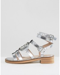 silberne flache Sandalen aus Leder von Asos