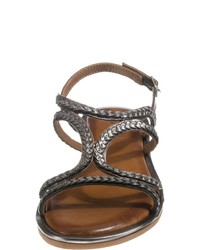 silberne flache Sandalen aus Leder von Inuovo