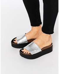 silberne flache Sandalen von Pull&Bear