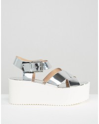 silberne flache Sandalen von Pull&Bear