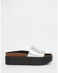 silberne flache Sandalen von Pull&Bear