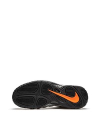 silberne hohe Sneakers von Nike