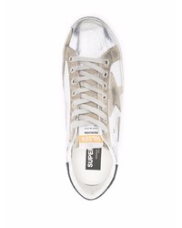 silberne Leder niedrige Sneakers mit Sternenmuster von Golden Goose