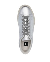 silberne Leder niedrige Sneakers von Veja