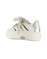 silberne Leder niedrige Sneakers von AGL