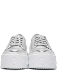 silberne Leder niedrige Sneakers von Versus