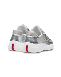 silberne Leder niedrige Sneakers von Prada