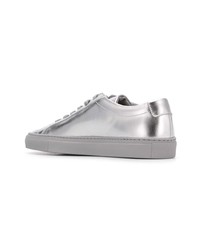 silberne niedrige Sneakers von Common Projects