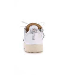 silberne niedrige Sneakers von Giuseppe Zanotti