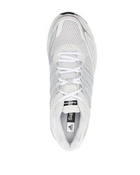 silberne niedrige Sneakers von adidas