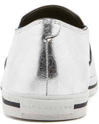 silberne Slip-On Sneakers aus Leder von Marc Jacobs