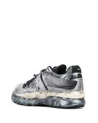 silberne Sportschuhe von Maison Margiela