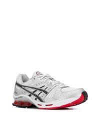 silberne Sportschuhe von Asics