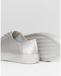 silberne Turnschuhe von Asos