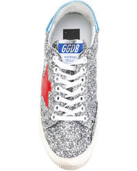 silberne Turnschuhe von Golden Goose