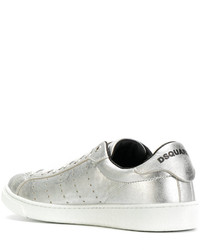 silberne Turnschuhe von Dsquared2