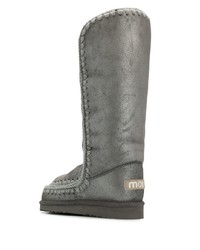 silberne Ugg Stiefel von Mou